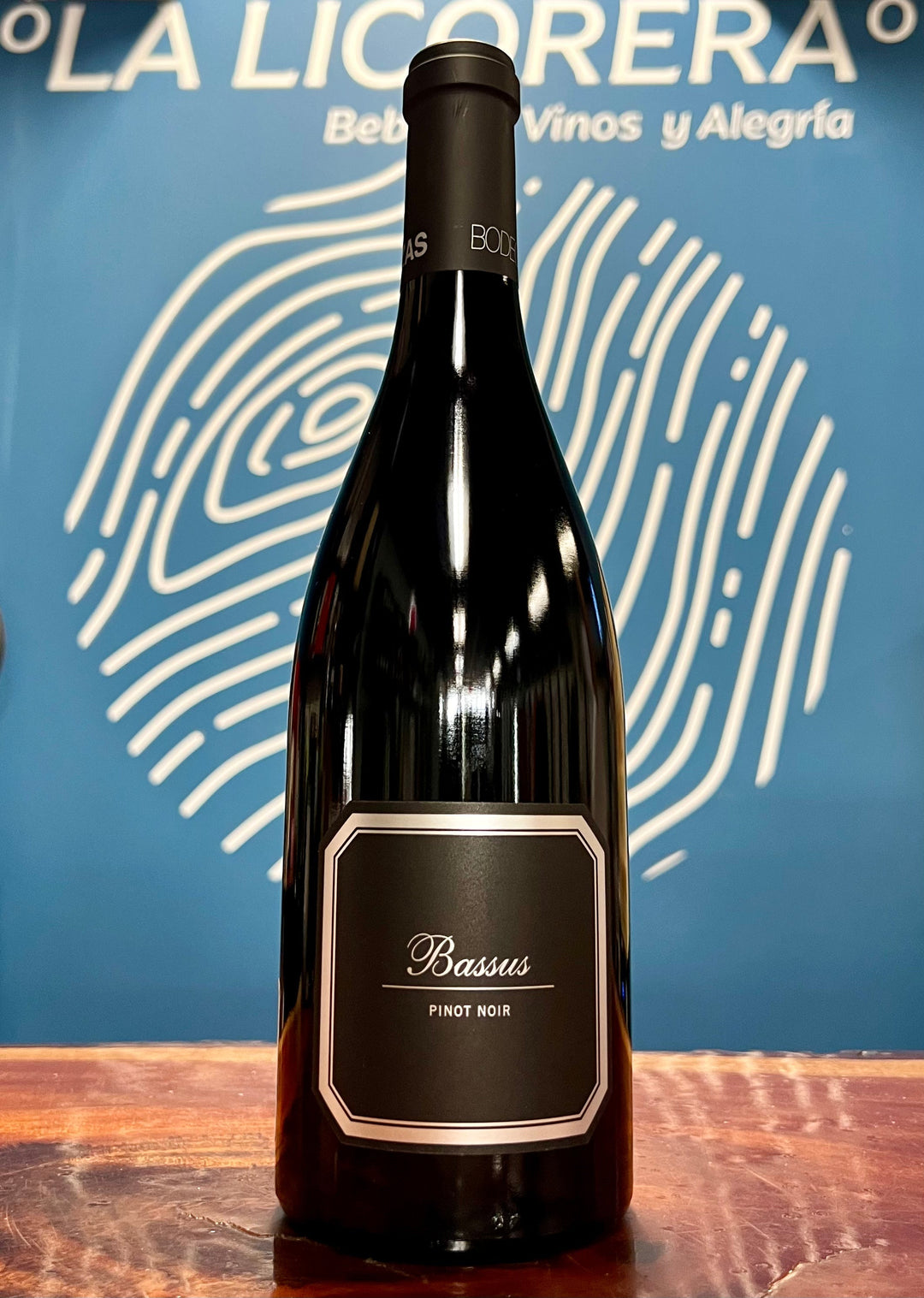 Bassus Pinot Noir Vino