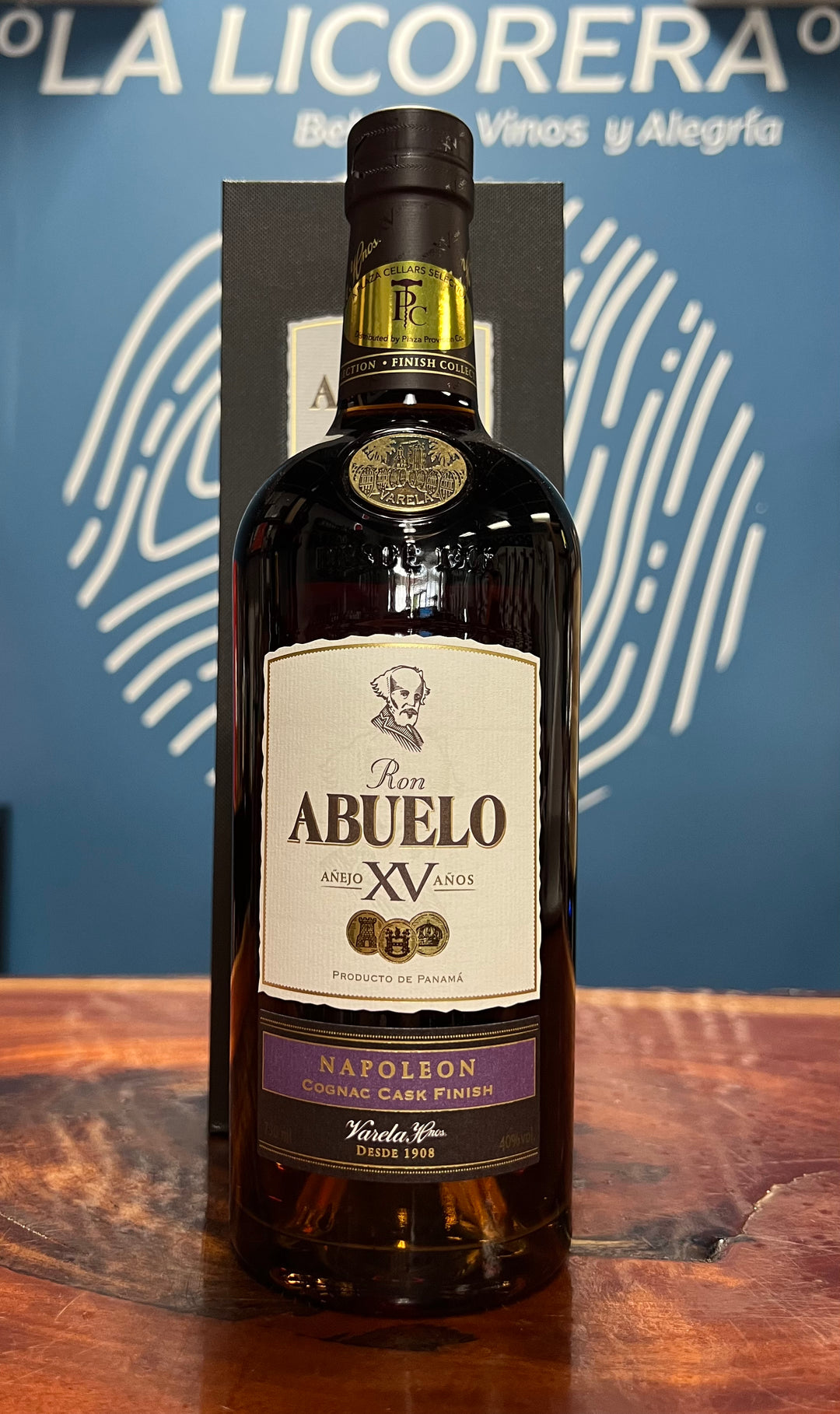 Ron Abuelo Añejo XV años Napoleon Cognac Cask - 750ml